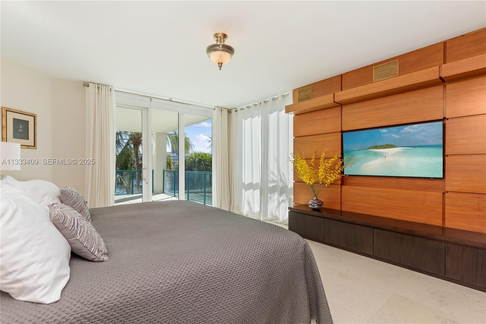 1660 W Glencoe St # 302, Coconut Grove FL 33133 — 37