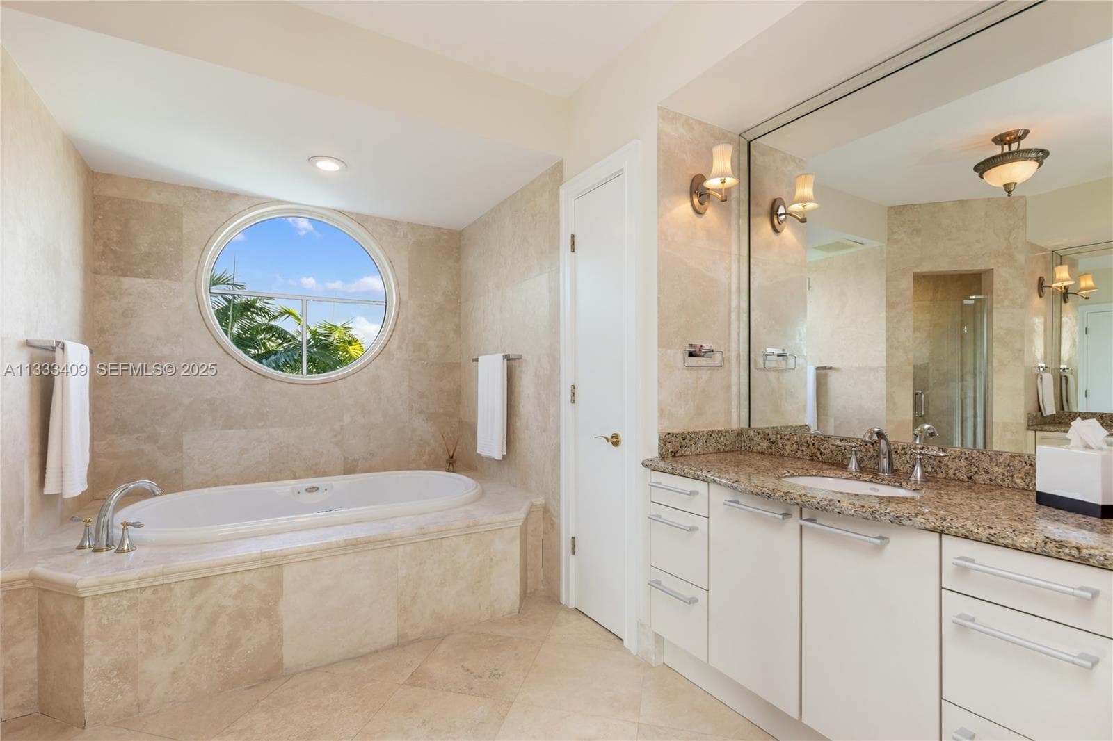 1660 W Glencoe St # 302, Coconut Grove FL 33133 — 40