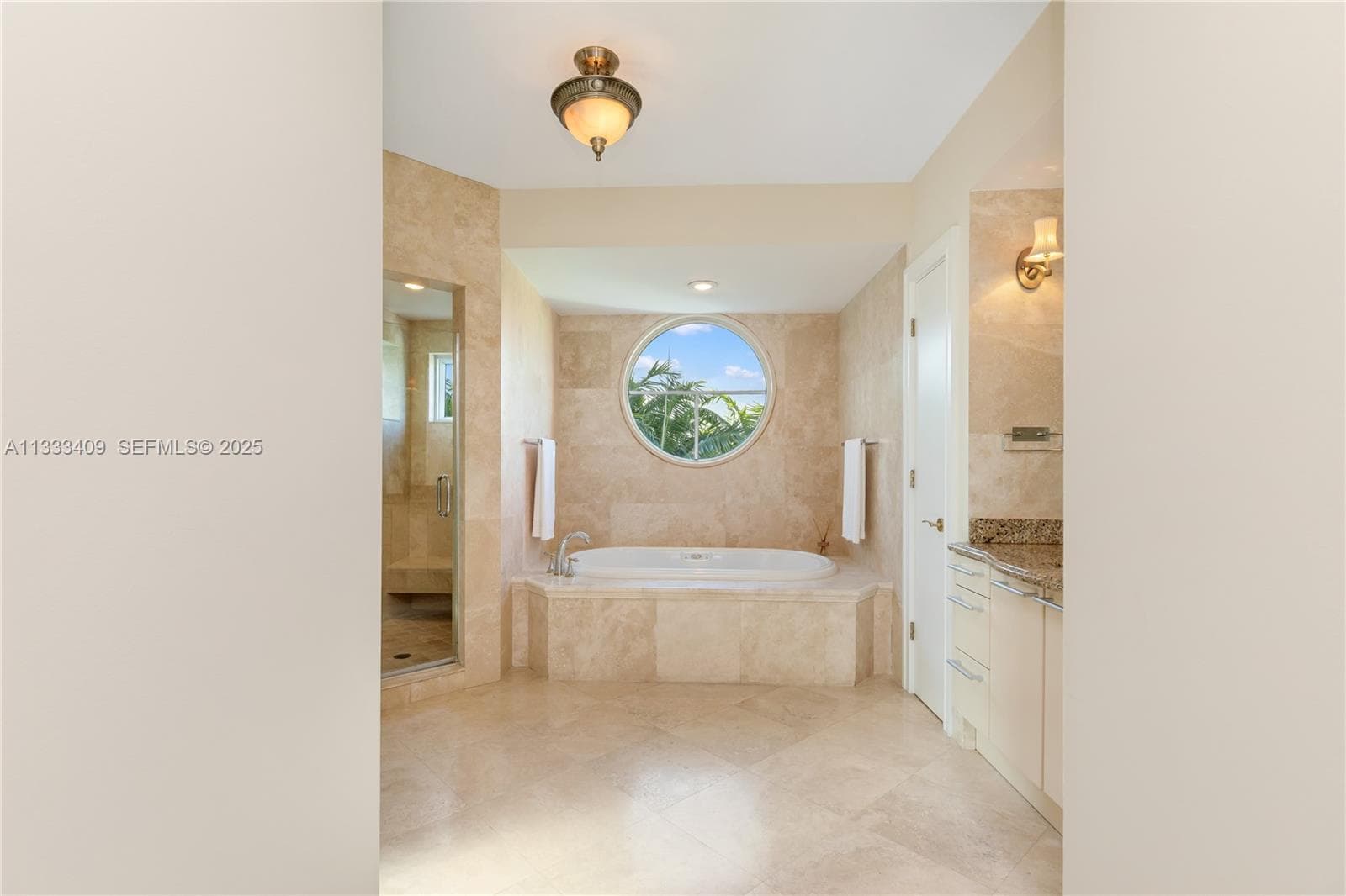 1660 W Glencoe St # 302, Coconut Grove FL 33133 — 39