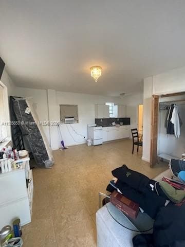 2811 Indian Creek Dr, Miami Beach FL 33140 — 8