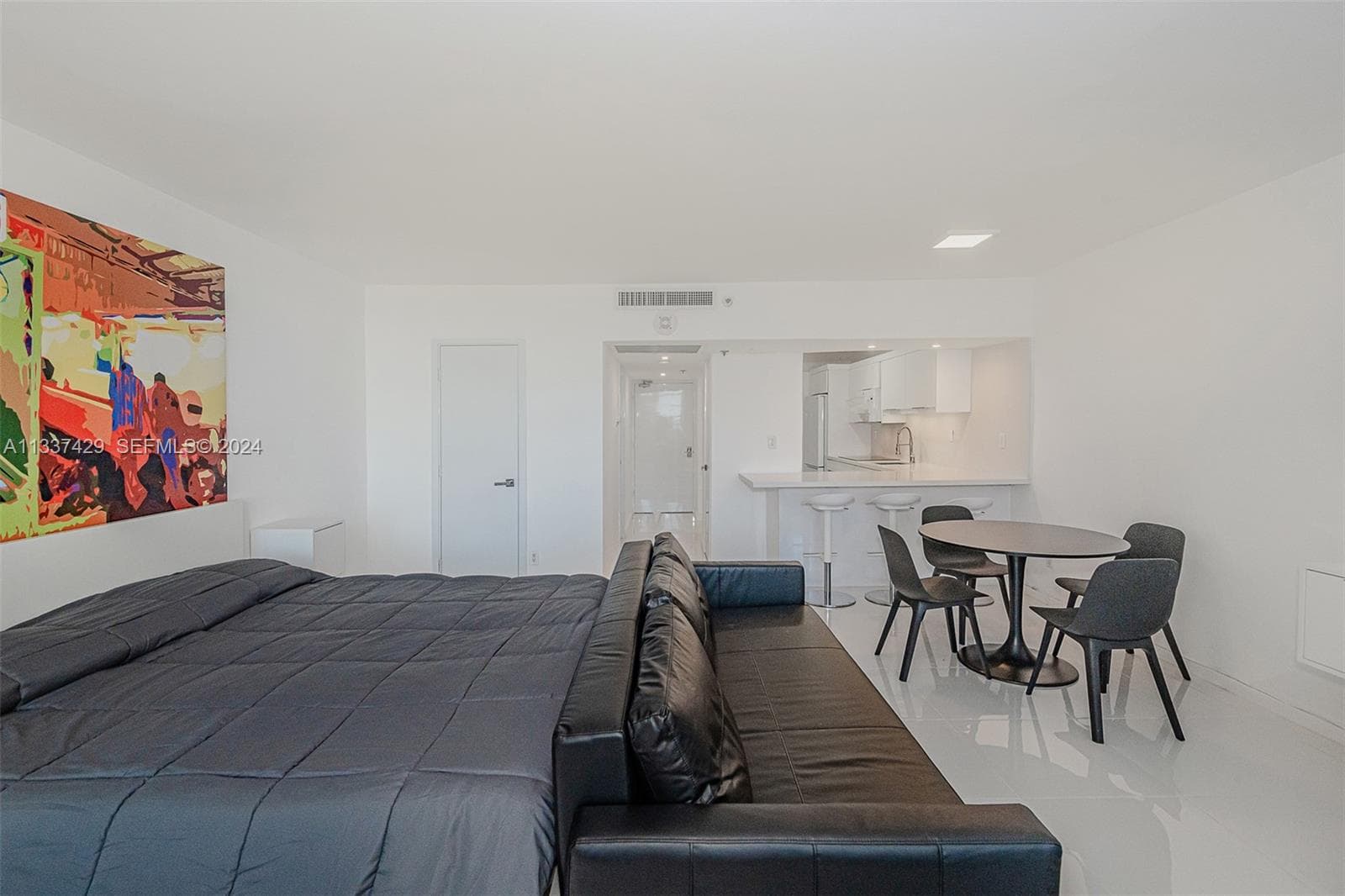 100 Lincoln Rd # 519, Miami Beach FL 33139 — 4