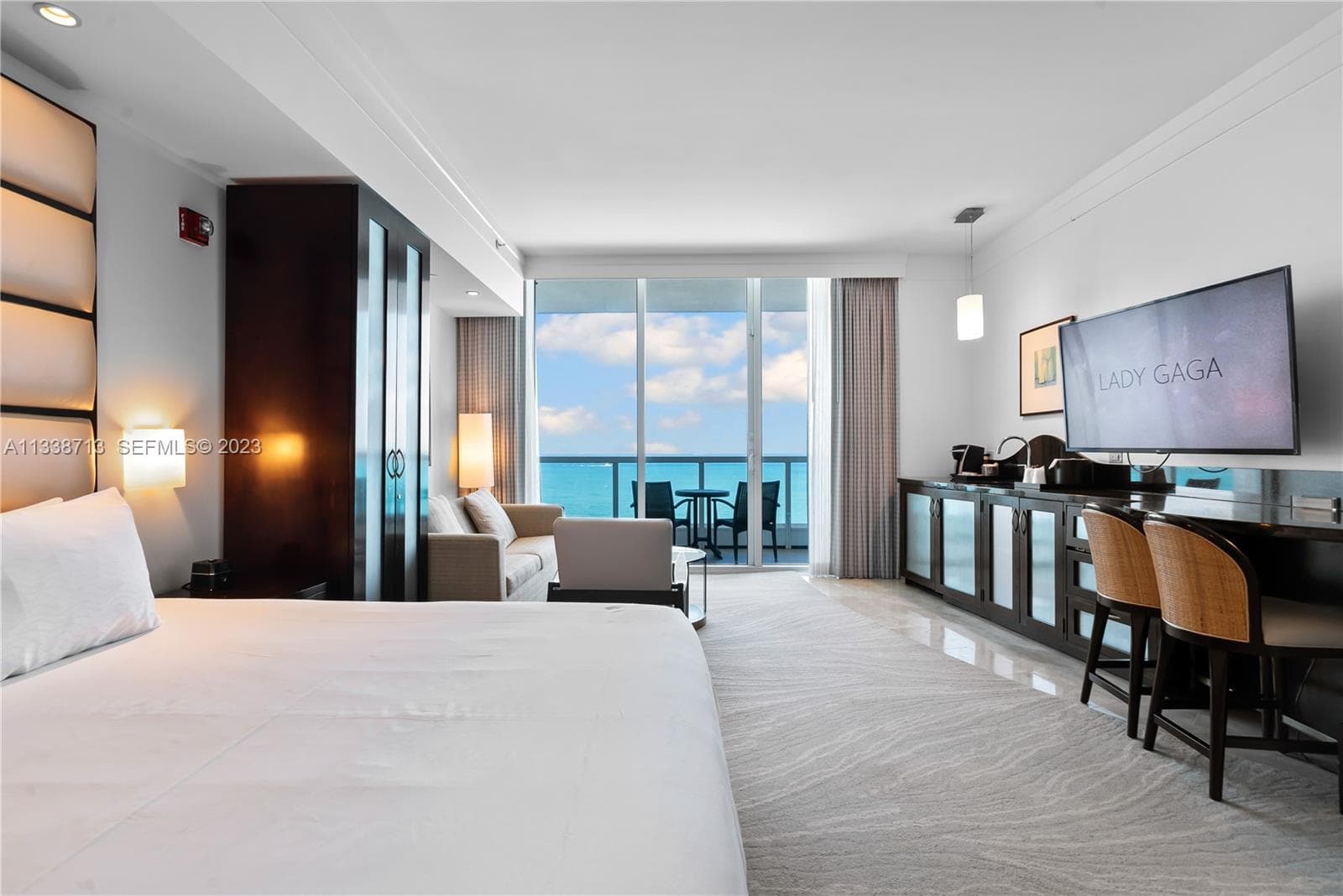 4391 Collins Ave, Miami Beach FL 33140 — 22