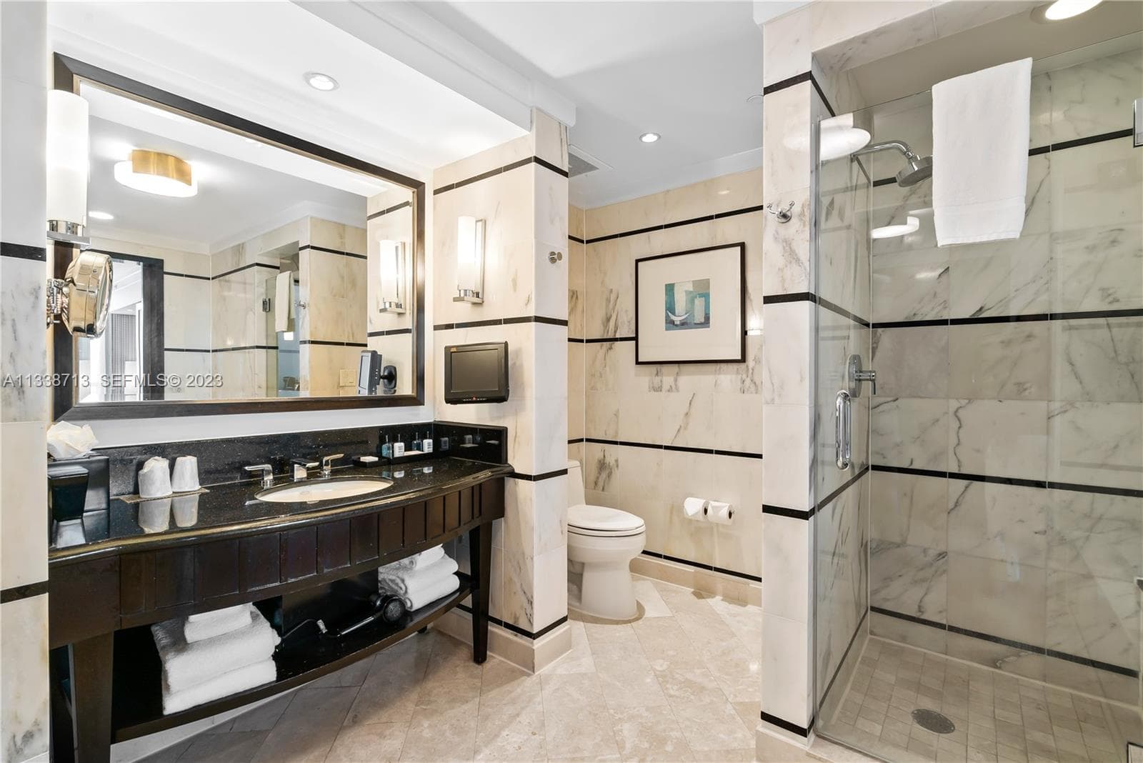 4391 Collins Ave, Miami Beach FL 33140 — 5