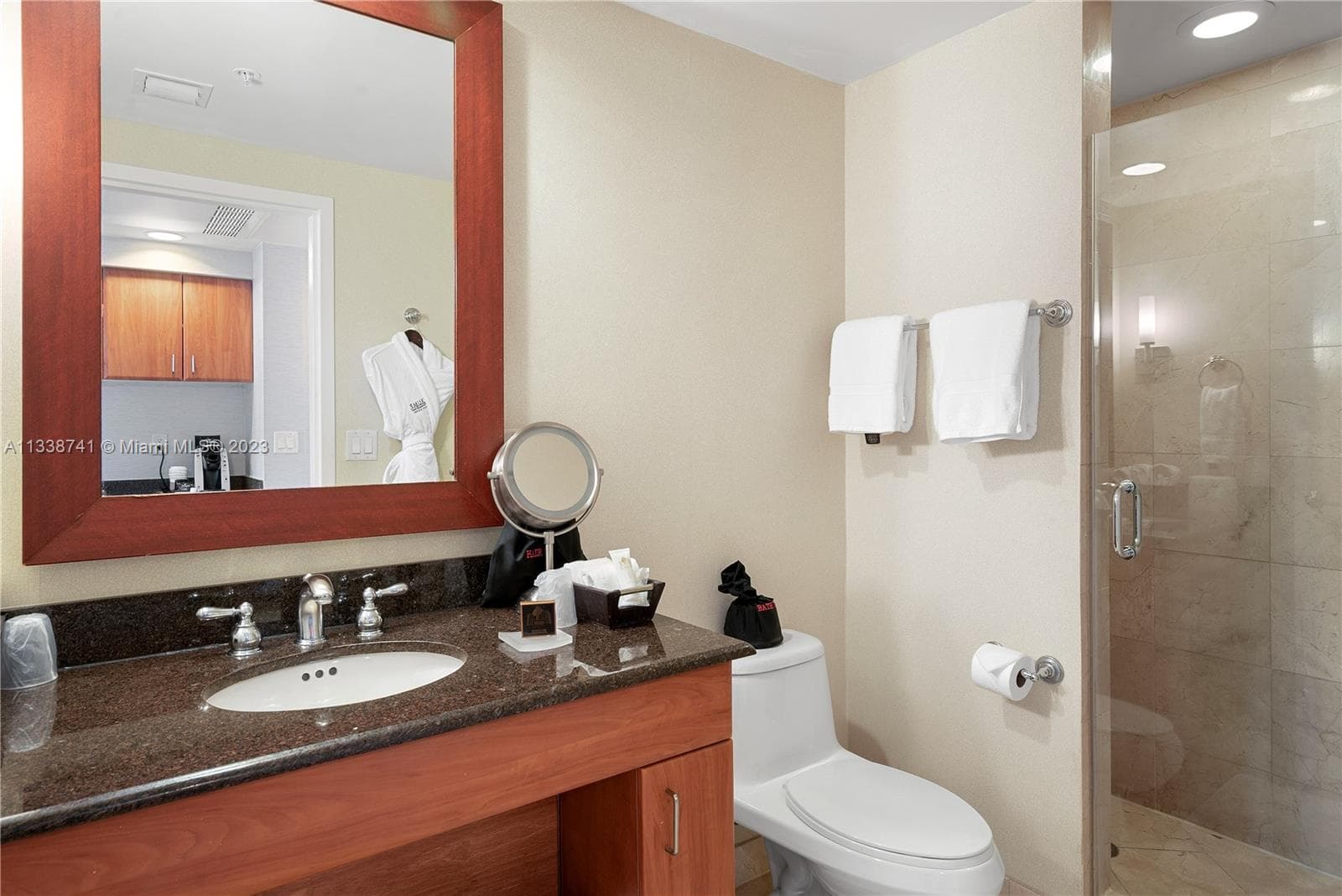 18001 Collins Ave # 2009, Sunny Isles Beach FL 33160 — 16