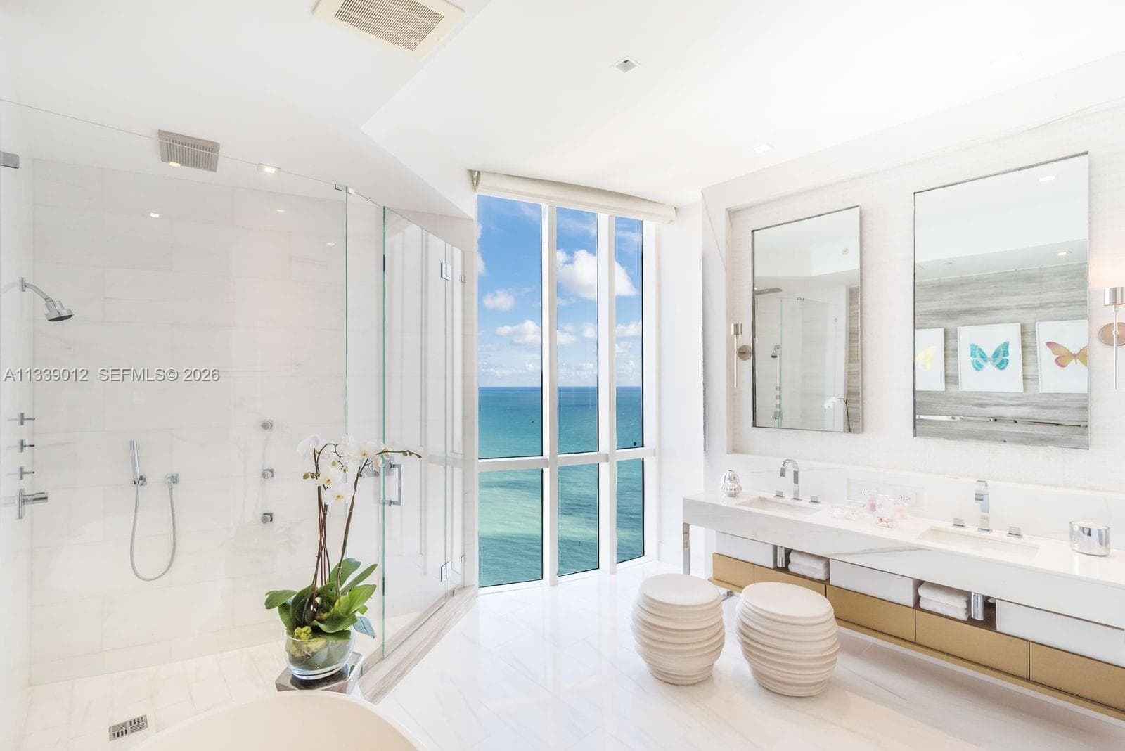 16001 Collins Ave # 3201, Sunny Isles Beach FL 33160 — 16