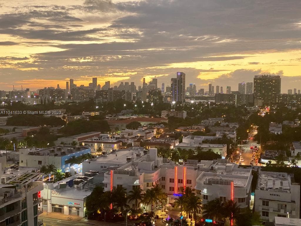 1500 Ocean Drive Condo, Miami Beach, FL — 9