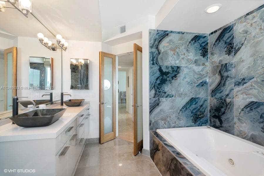 1500 Ocean Drive Condo, Miami Beach, FL — 14