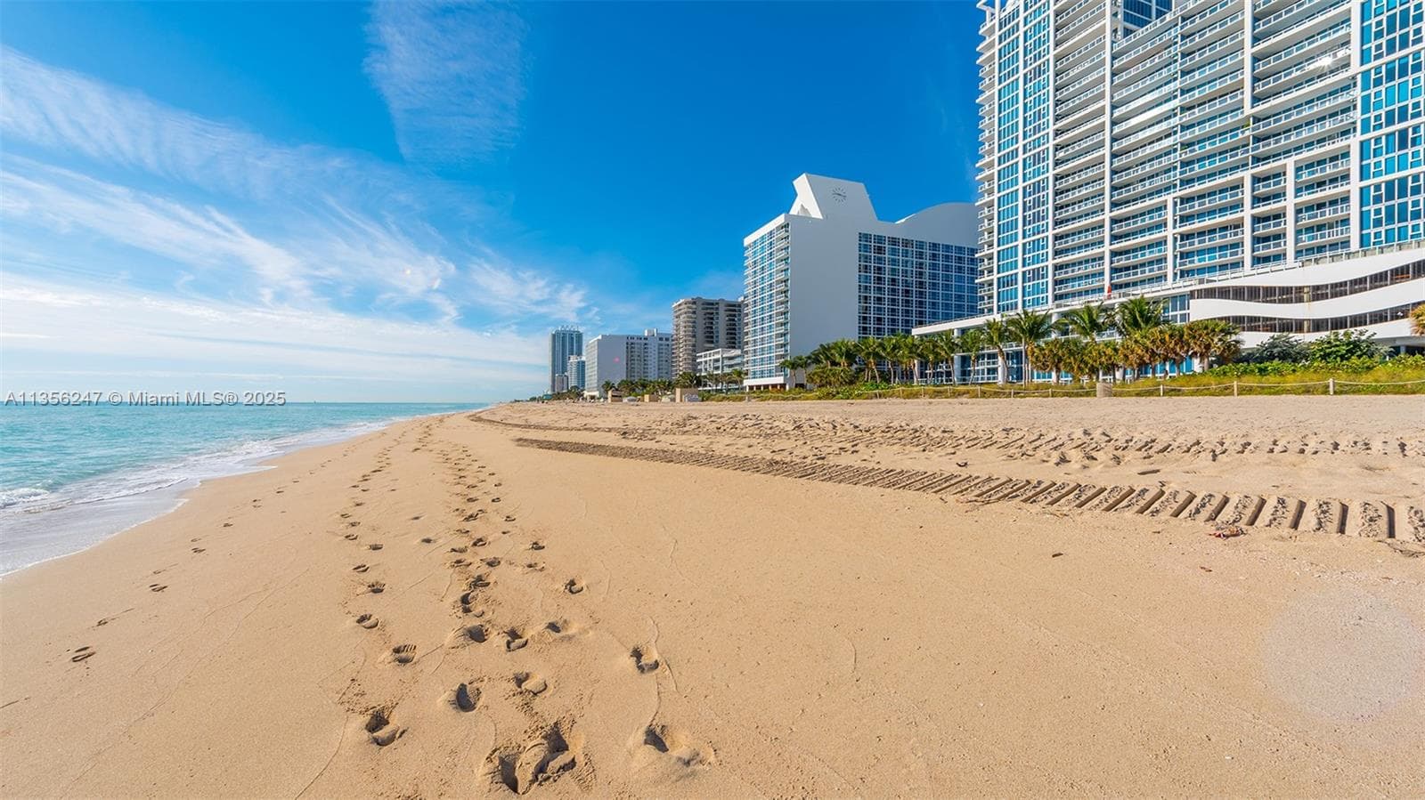 Central Carillon Beach Co, Miami Beach, FL — 37