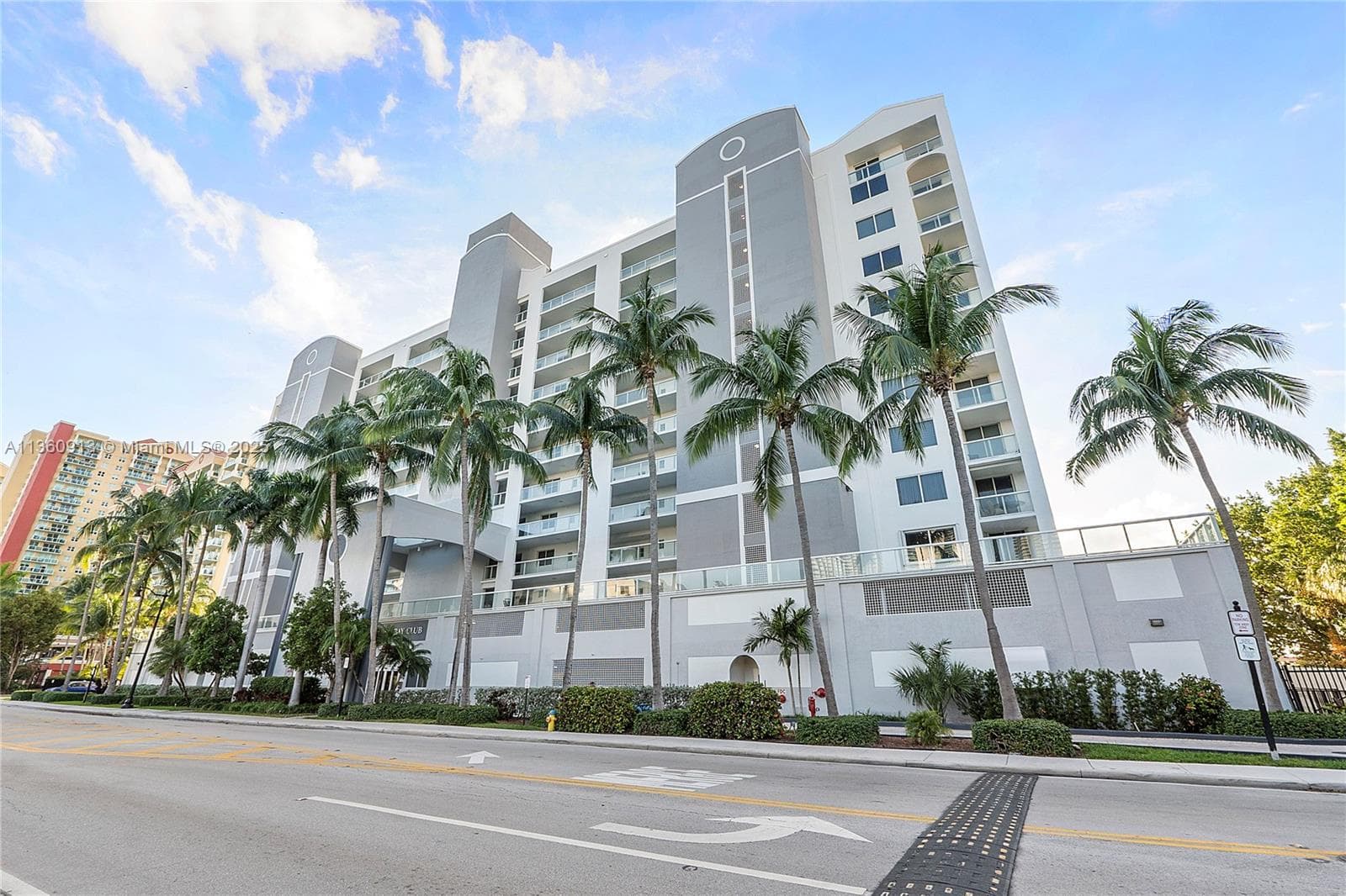 17050 N Bay Rd # 807, Sunny Isles Beach FL 33160 — 42