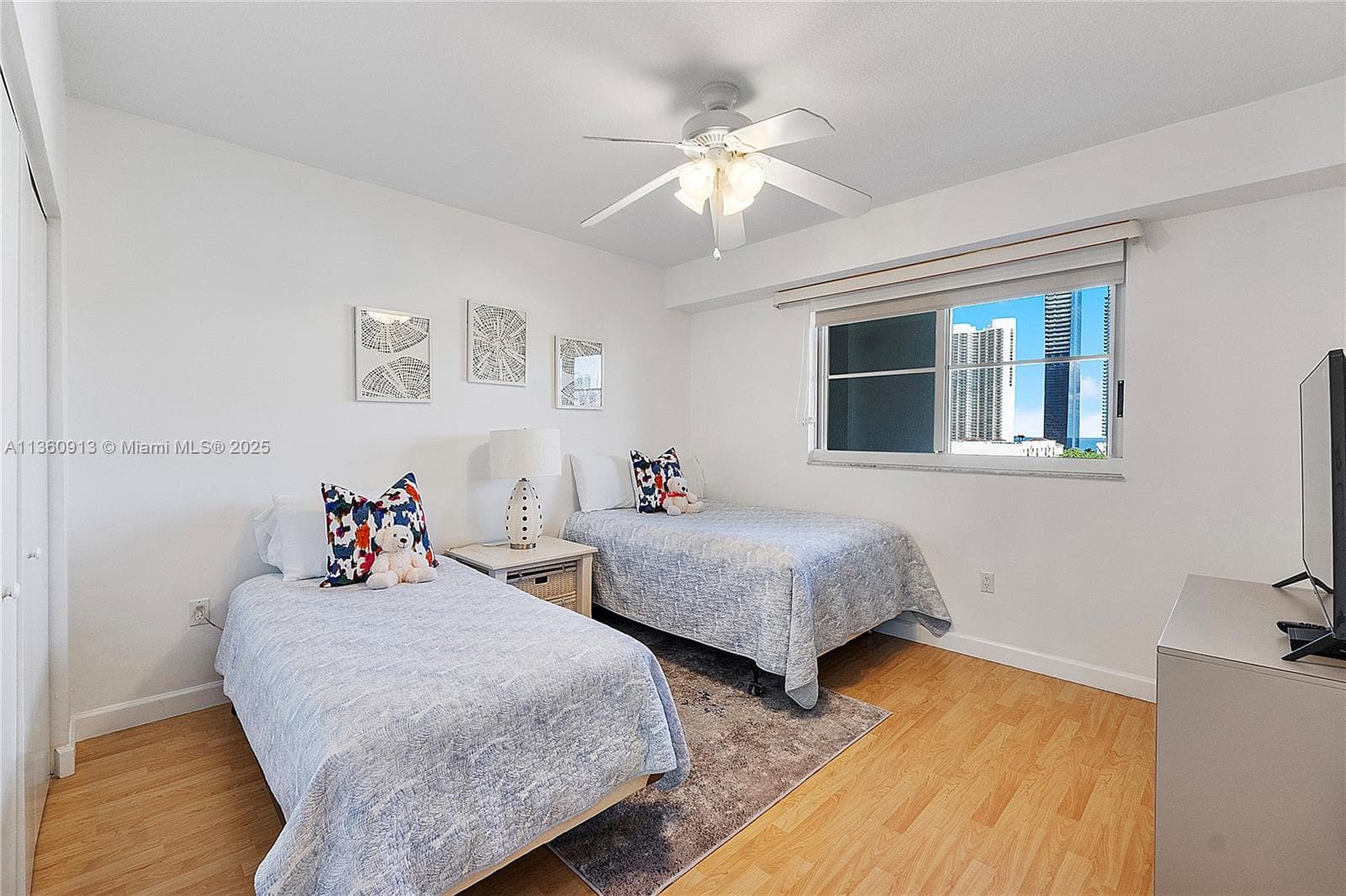 17050 N Bay Rd # 807, Sunny Isles Beach FL 33160 — 25