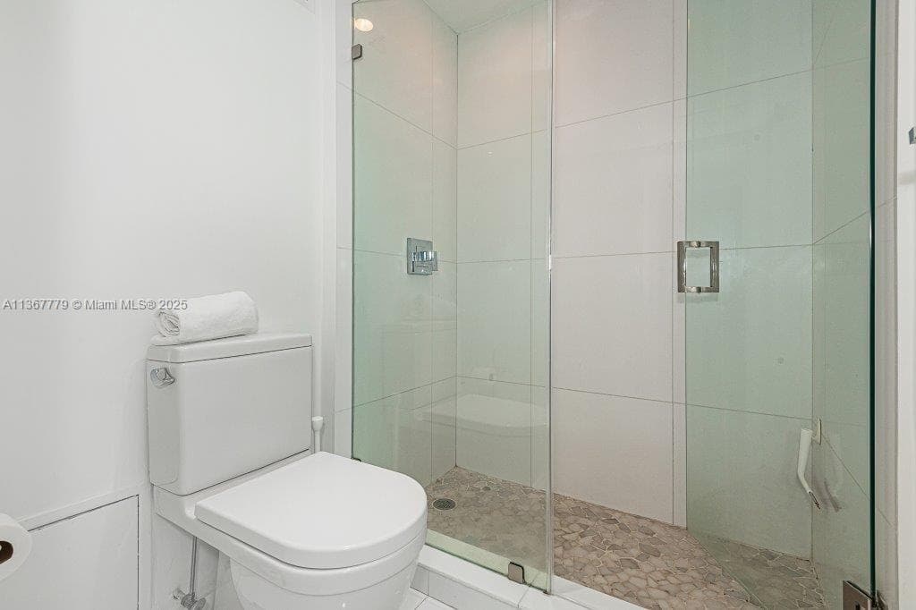 2301 Collins Ave # 1032, Miami Beach FL 33139 — 19