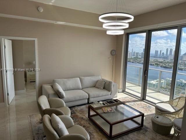 16385 Biscayne Blvd # 7, North Miami Beach FL 33160 — 23