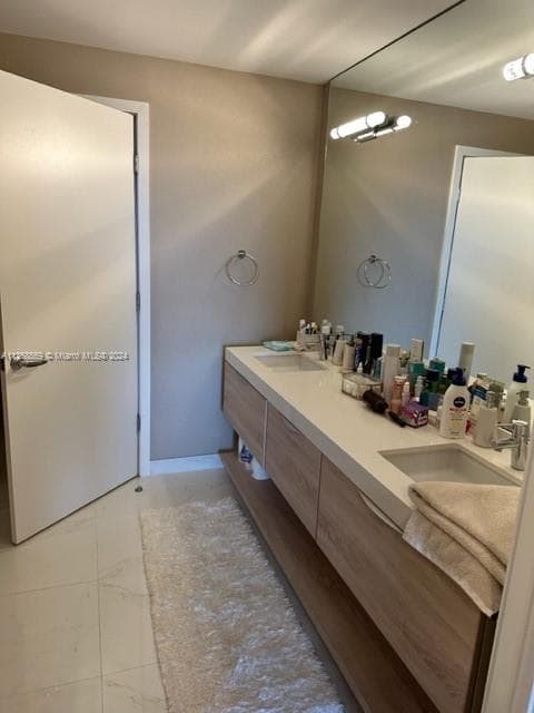 16385 Biscayne Blvd # 7, North Miami Beach FL 33160 — 42