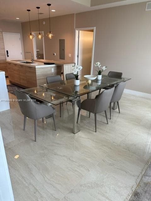 16385 Biscayne Blvd # 7, North Miami Beach FL 33160 — 22
