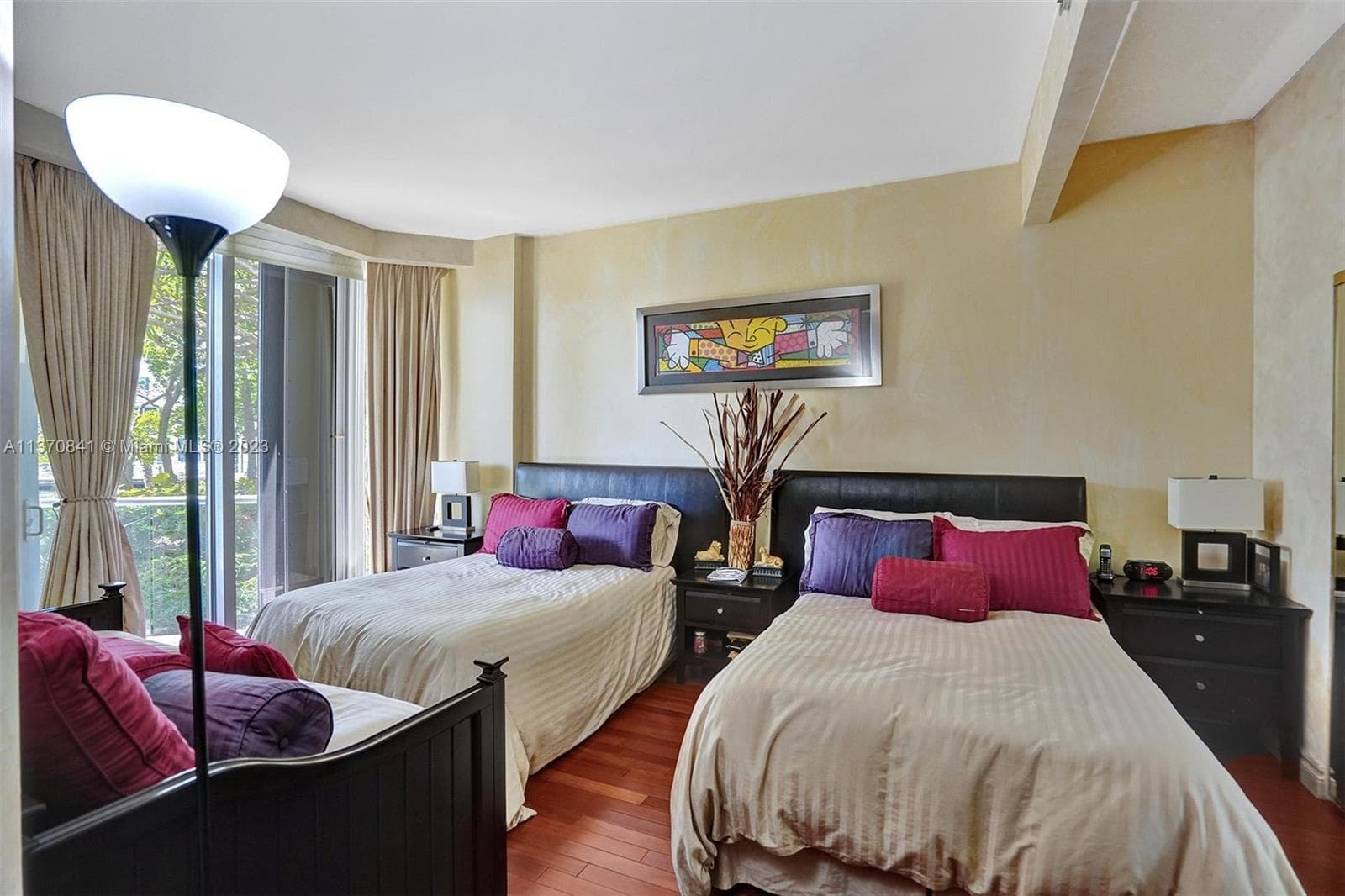 2600 Island Blvd # 101, Aventura FL 33160 — 26