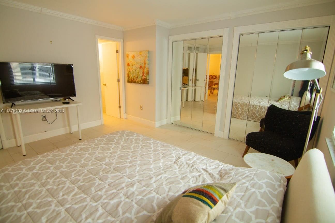 753 Michigan Ave # 2C, Miami Beach FL 33139 — 5