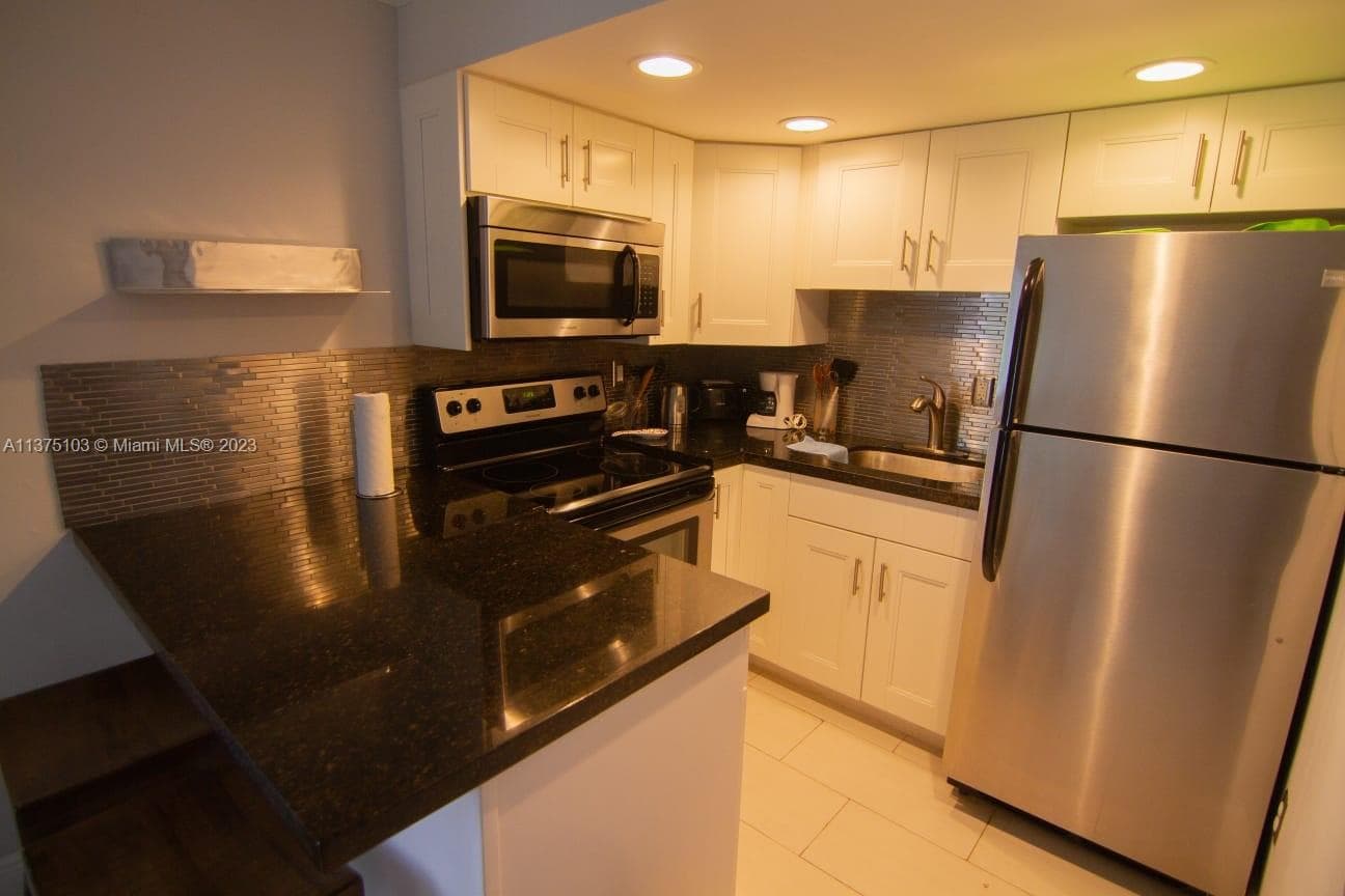 753 Michigan Ave # 2C, Miami Beach FL 33139 — 14