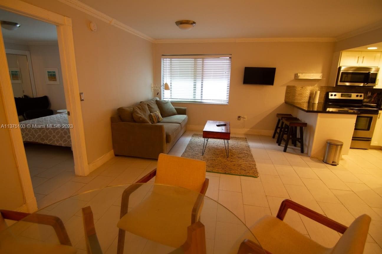 753 Michigan Ave # 2C, Miami Beach FL 33139 — 8