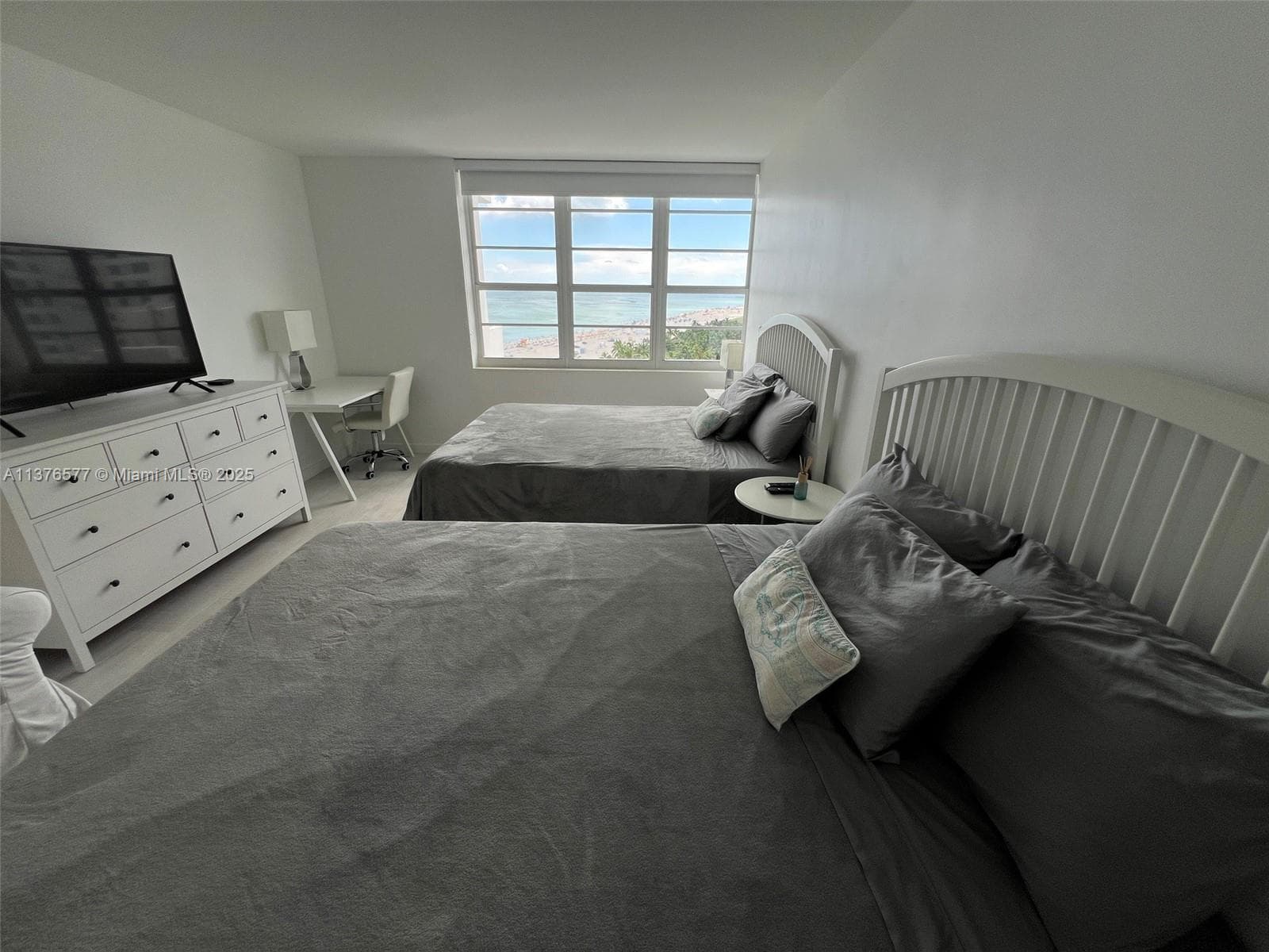 100 Lincoln Rd # 1244, Miami Beach FL 33139 — 23