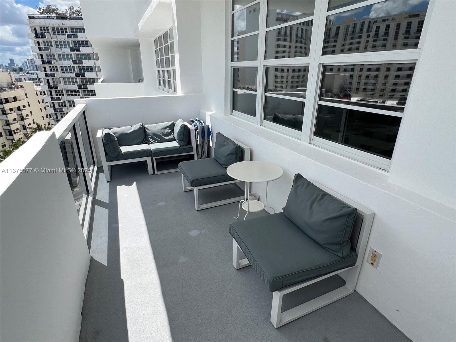 100 Lincoln Rd # 1244, Miami Beach FL 33139 — 4