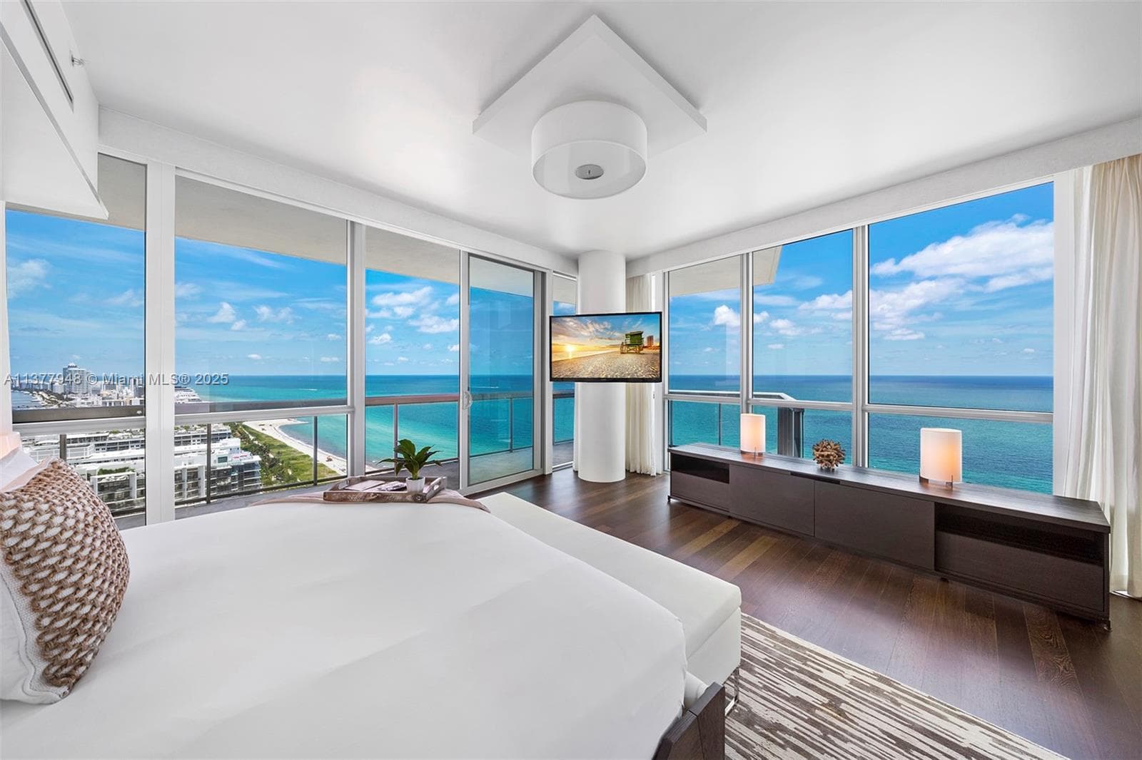 101 20th St # 3909, Miami Beach FL 33139 — 3