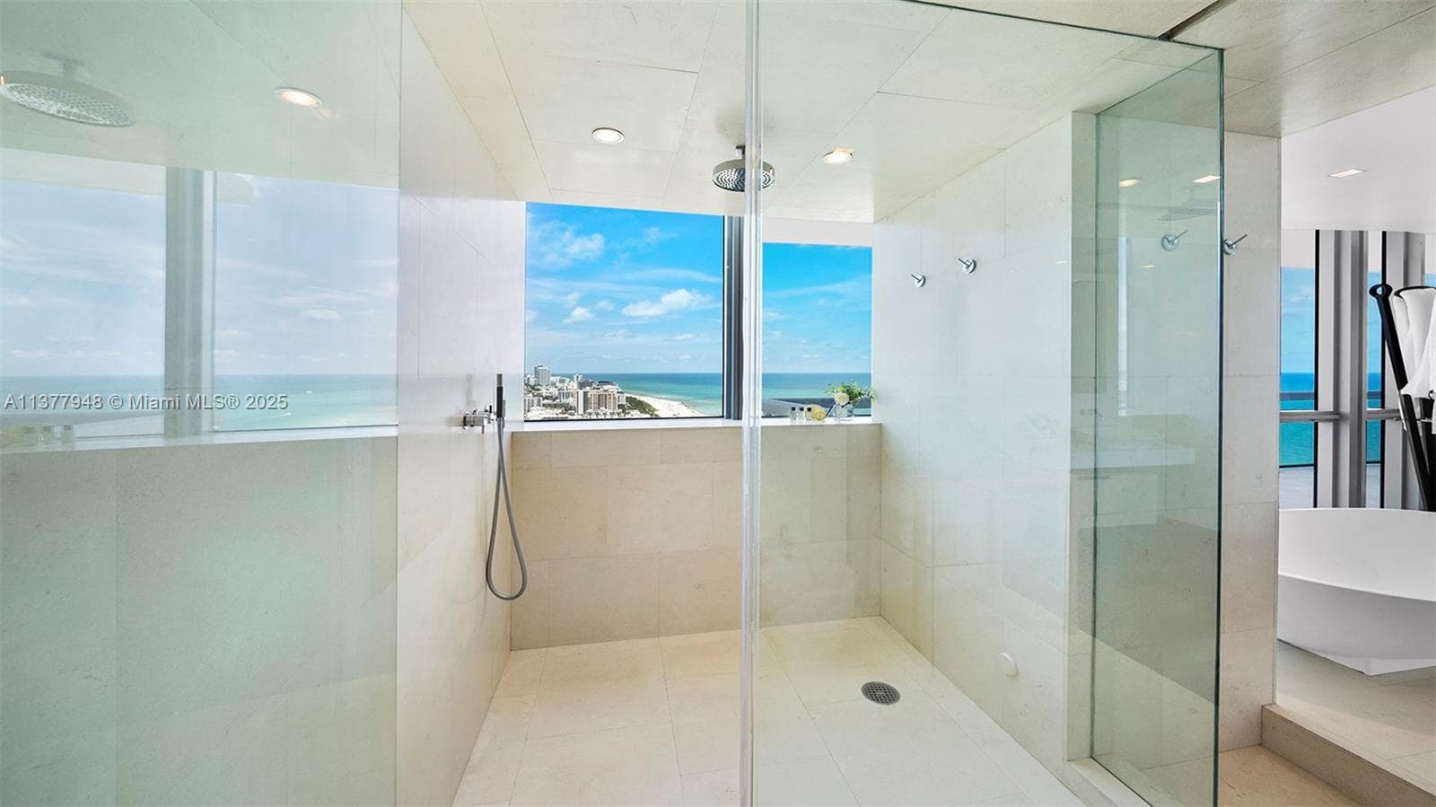 101 20th St # 3909, Miami Beach FL 33139 — 35