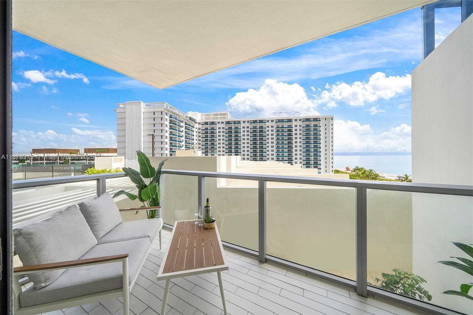 2201 Collins Ave # 811, Miami Beach FL 33139 — 13