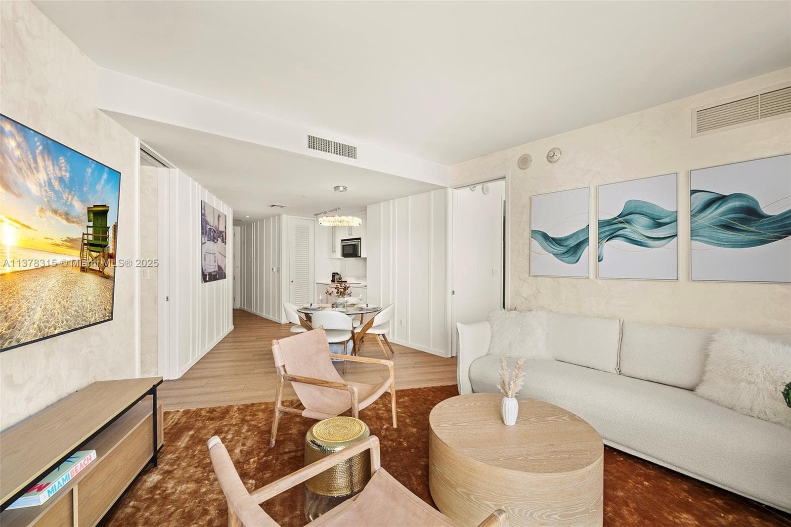 2201 Collins Ave # 811, Miami Beach FL 33139 — 4