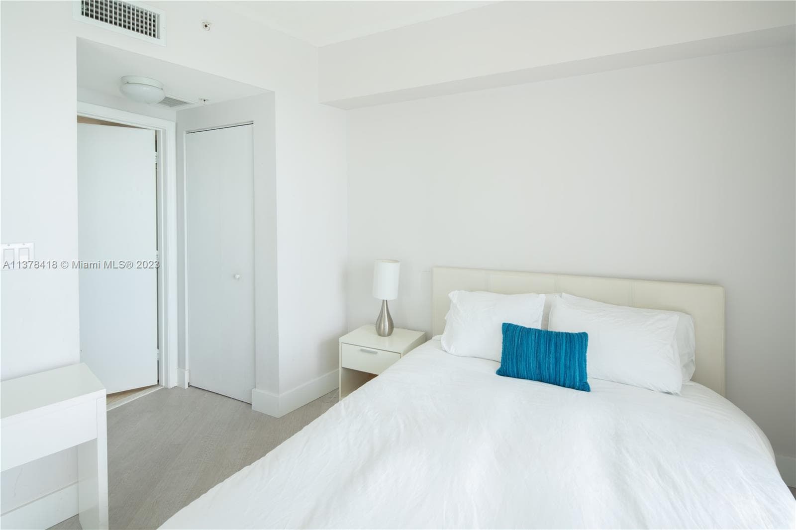 1750 N Bayshore Dr # 2602, Miami FL 33132 — 17