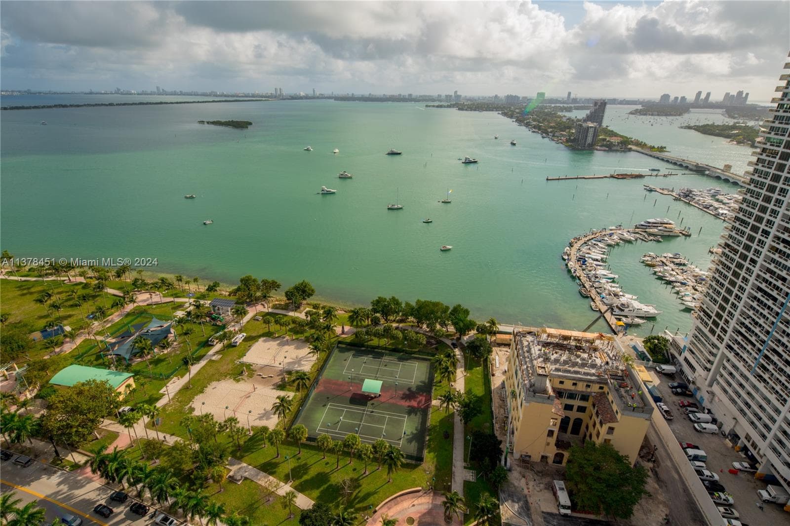 1750 N Bayshore Dr # 3201, Miami FL 33132 — 6