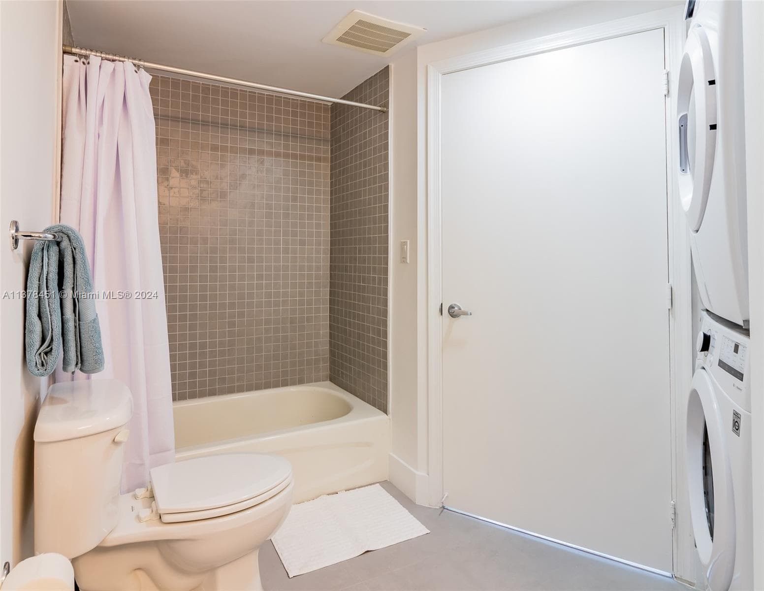 1750 N Bayshore Dr # 3201, Miami FL 33132 — 28