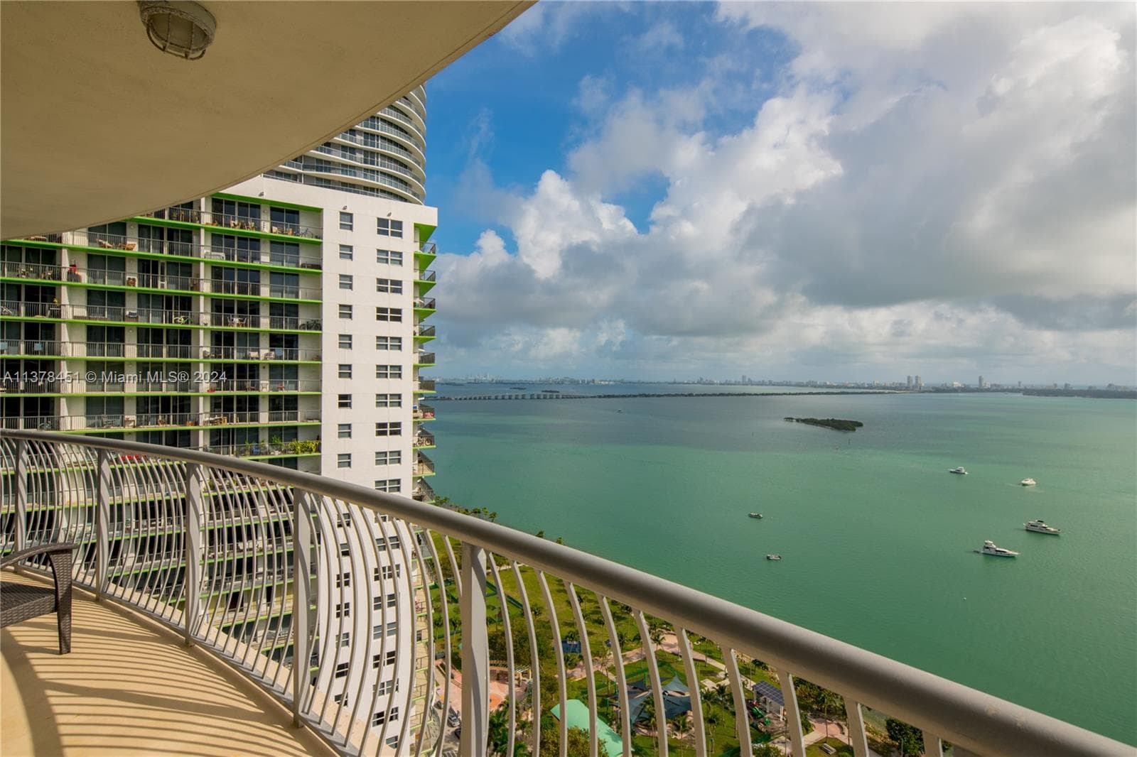 1750 N Bayshore Dr # 3201, Miami FL 33132 — 5