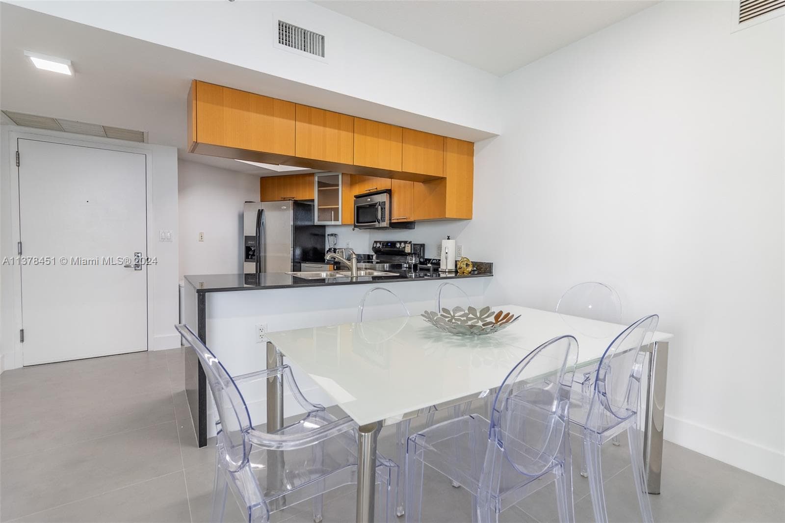 1750 N Bayshore Dr # 3201, Miami FL 33132 — 11
