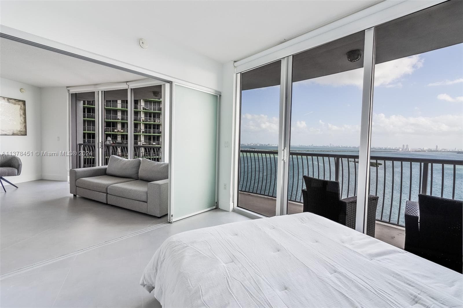 1750 N Bayshore Dr # 3201, Miami FL 33132 — 25