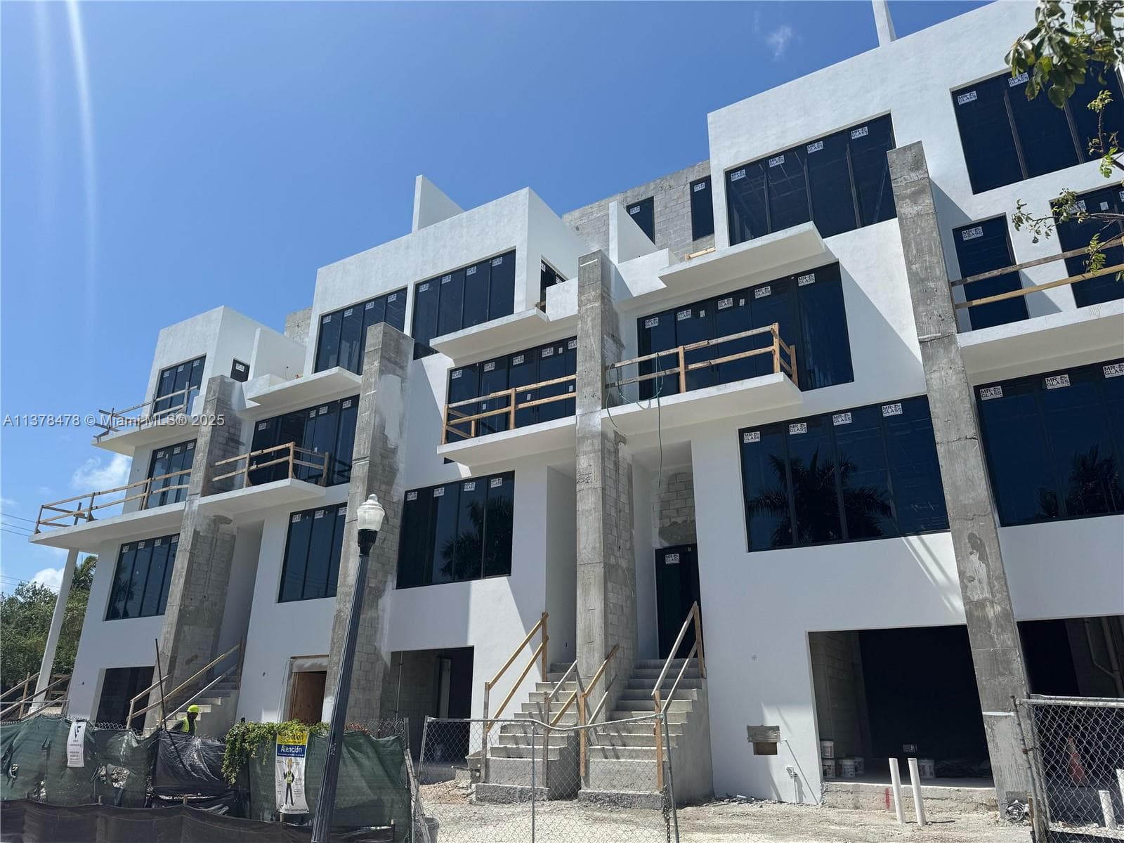 7300 Trouville Esplanade # 3, Miami Beach FL 33141 — 2