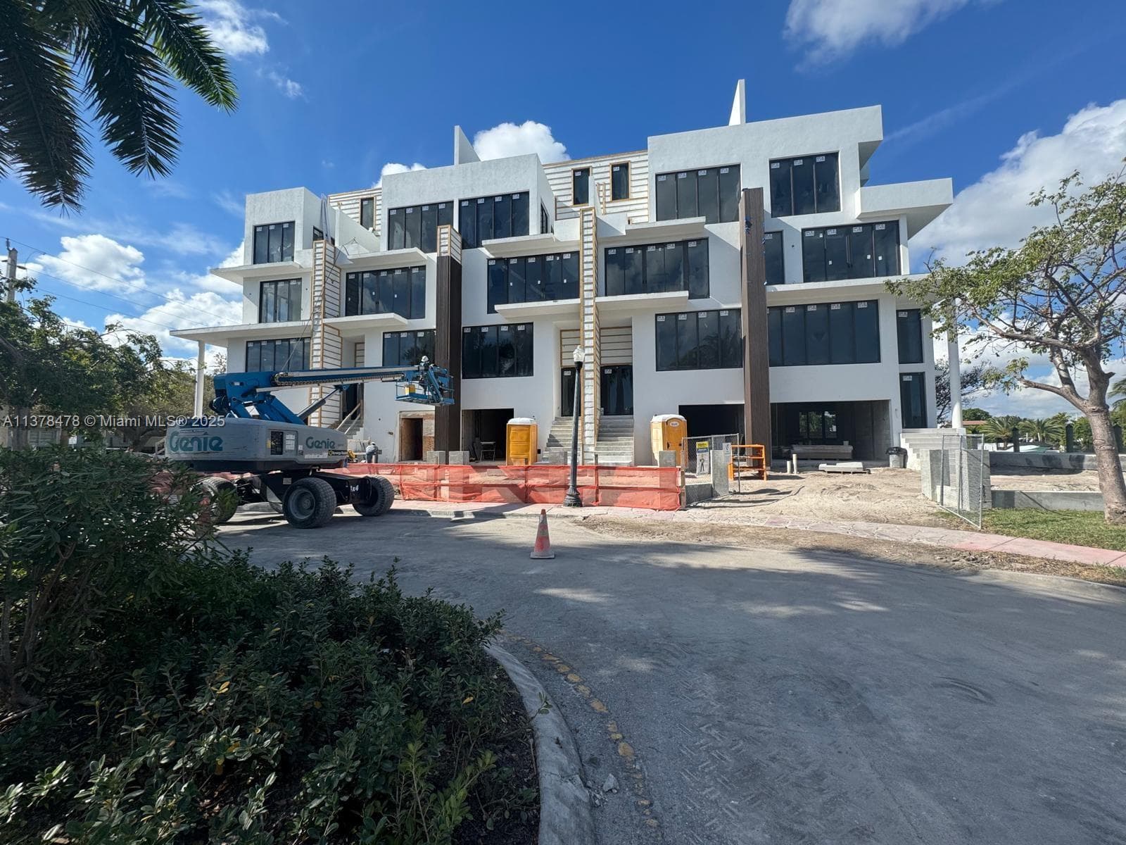 7300 Trouville Esplanade # 3, Miami Beach FL 33141 — 1
