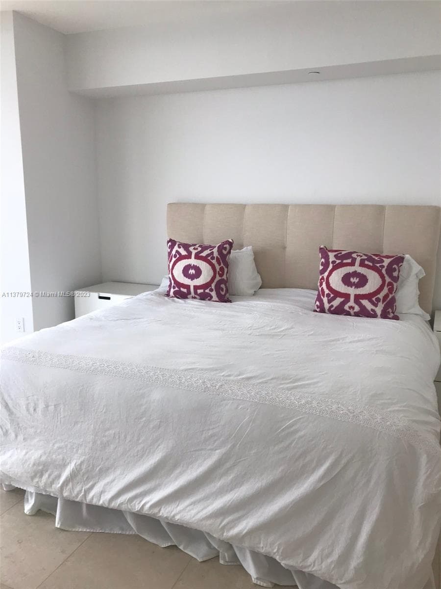 495 Brickell Ave # 3603, Miami FL 33131 — 36