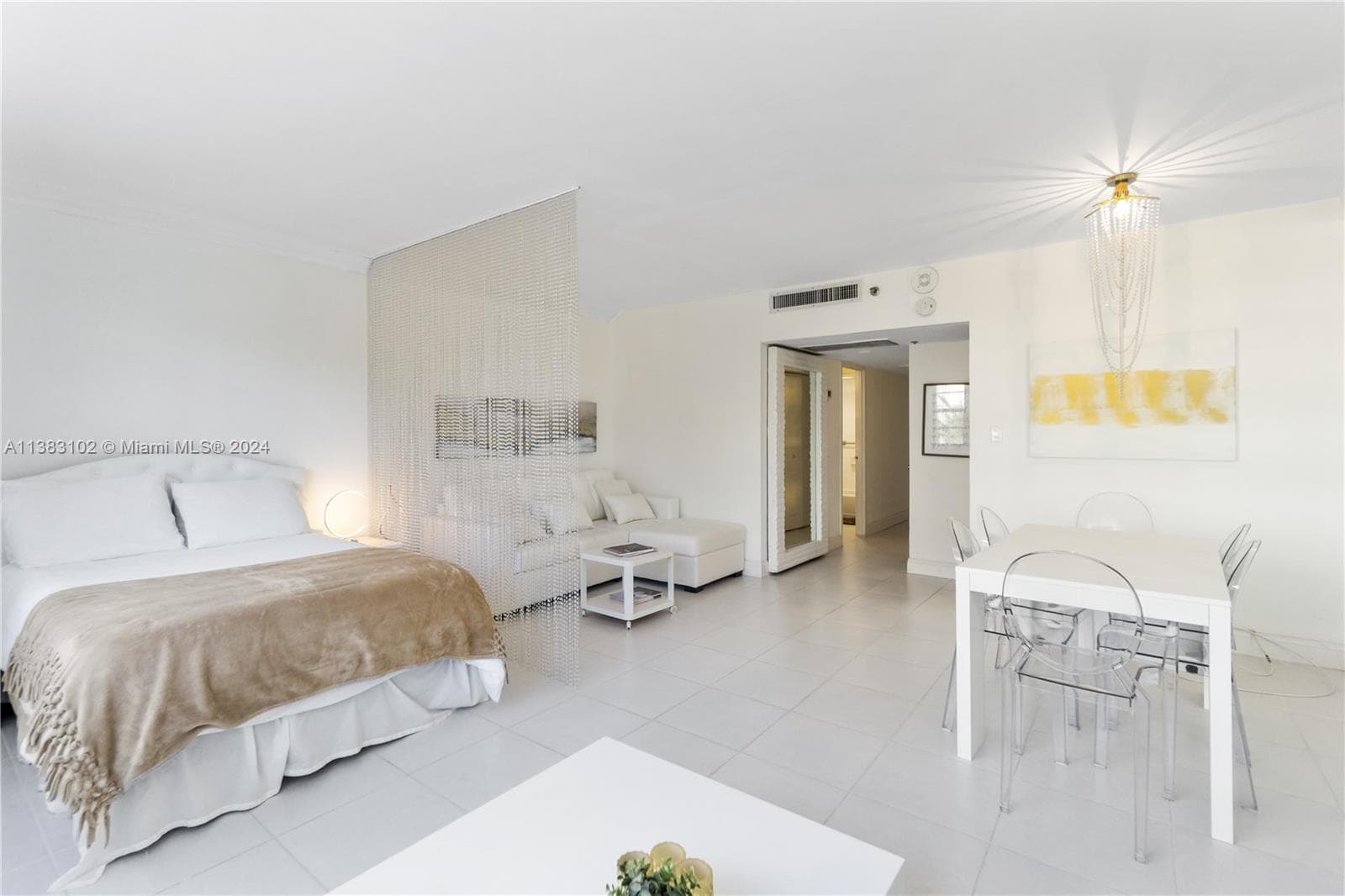 100 Lincoln Rd # 306, Miami Beach FL 33139 — 1