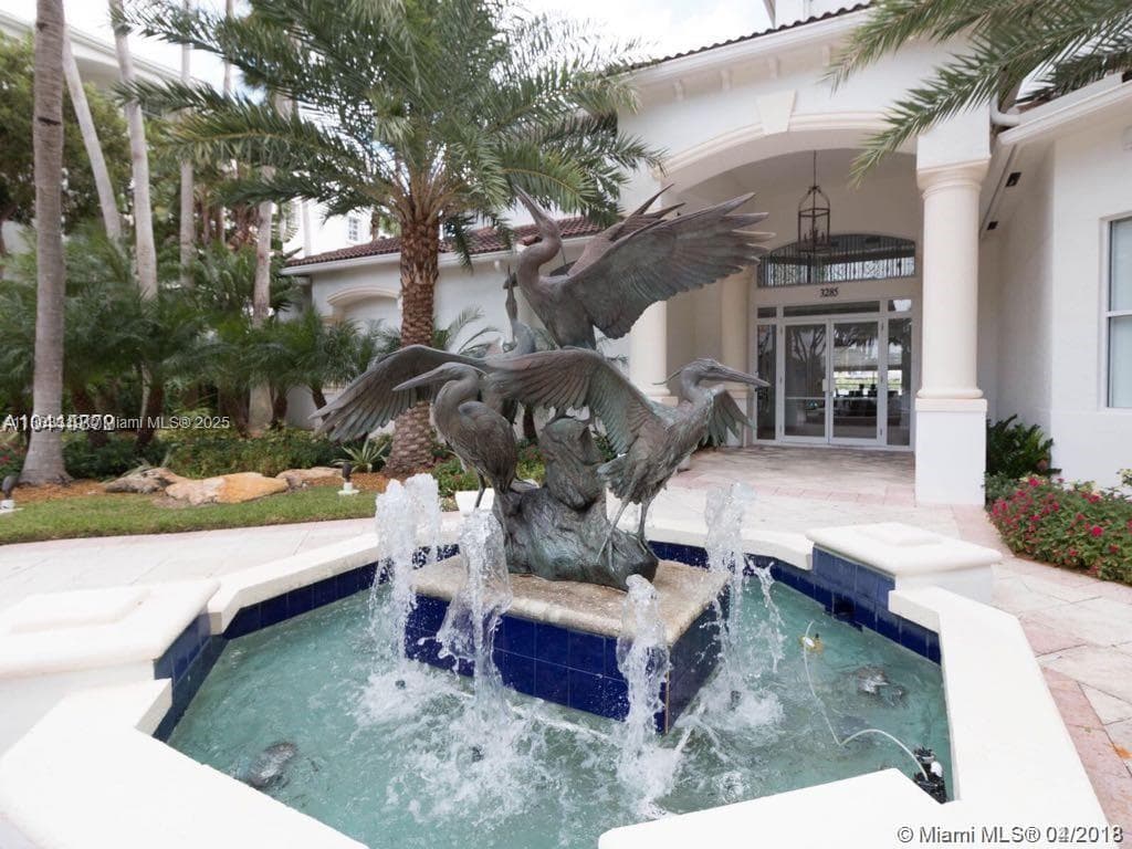 3235 NE 184th St # 11105, Aventura FL 33160 — 27