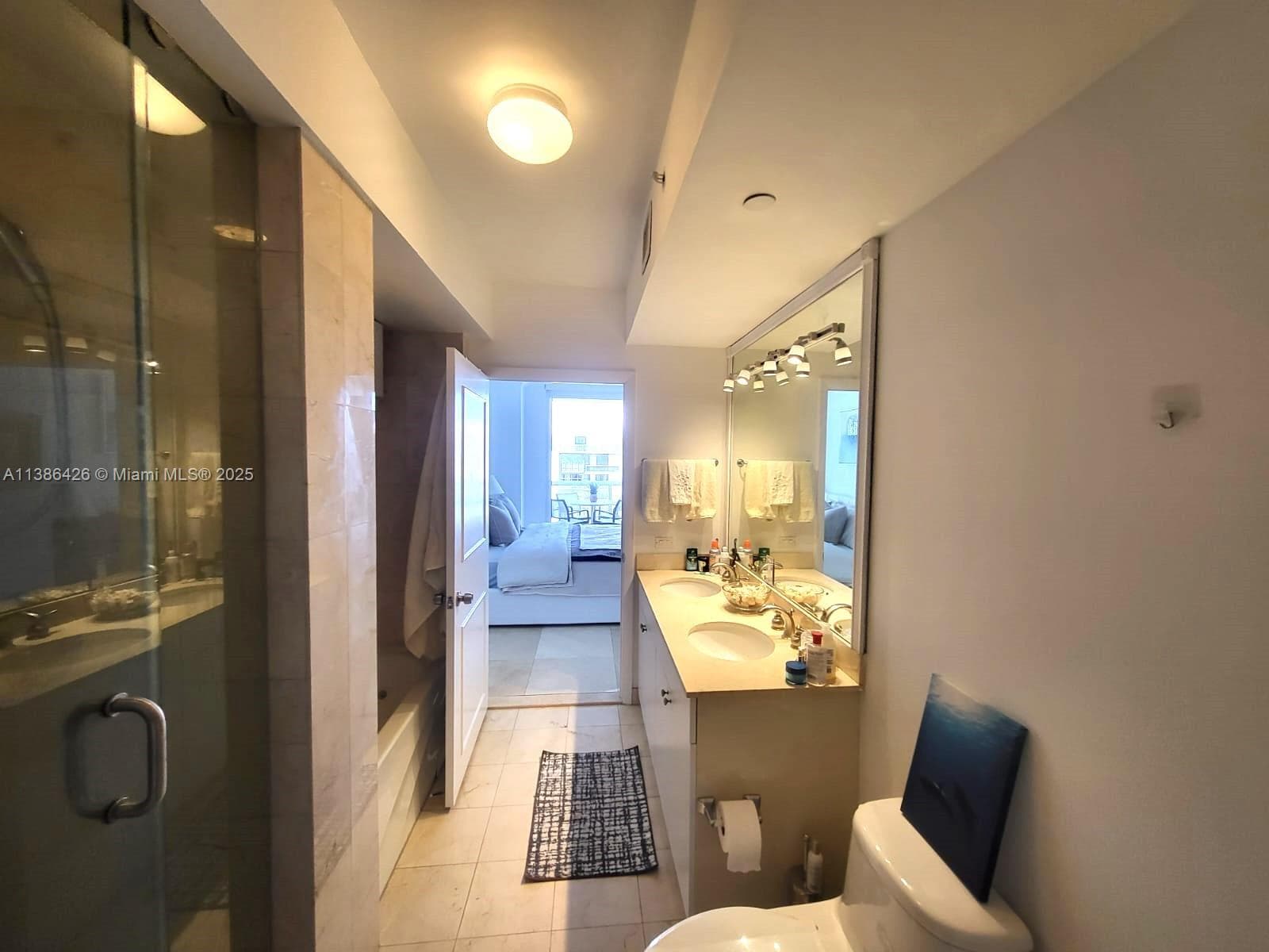 6365 Collins Ave # 1711, Miami Beach FL 33141 — 11