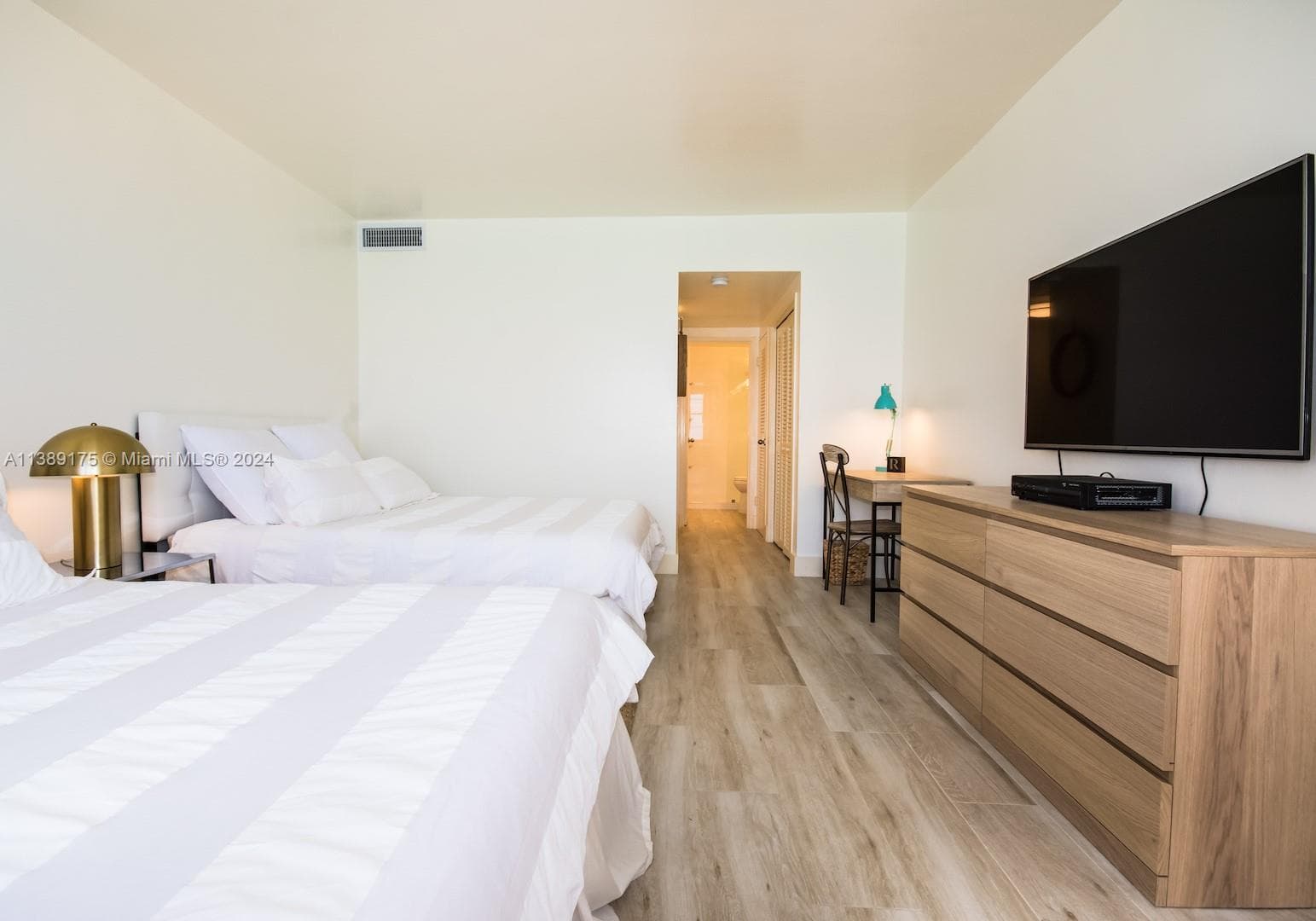 5601 Collins Ave # 1204, Miami Beach FL 33140 — 12