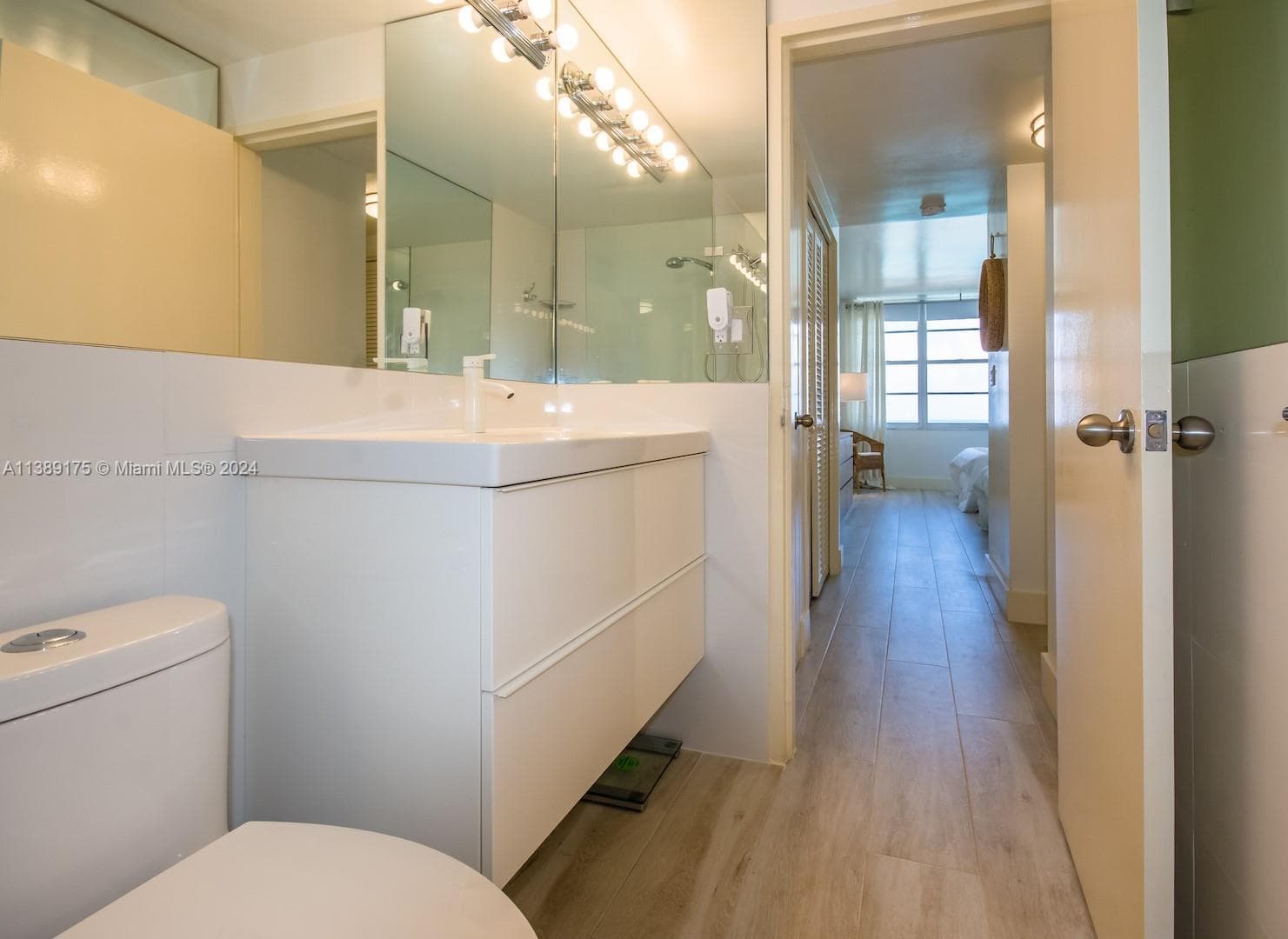 5601 Collins Ave # 1204, Miami Beach FL 33140 — 14