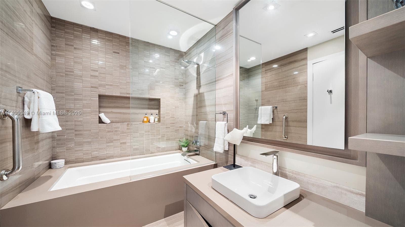 Roney Palace Condo, Miami Beach, FL — 40