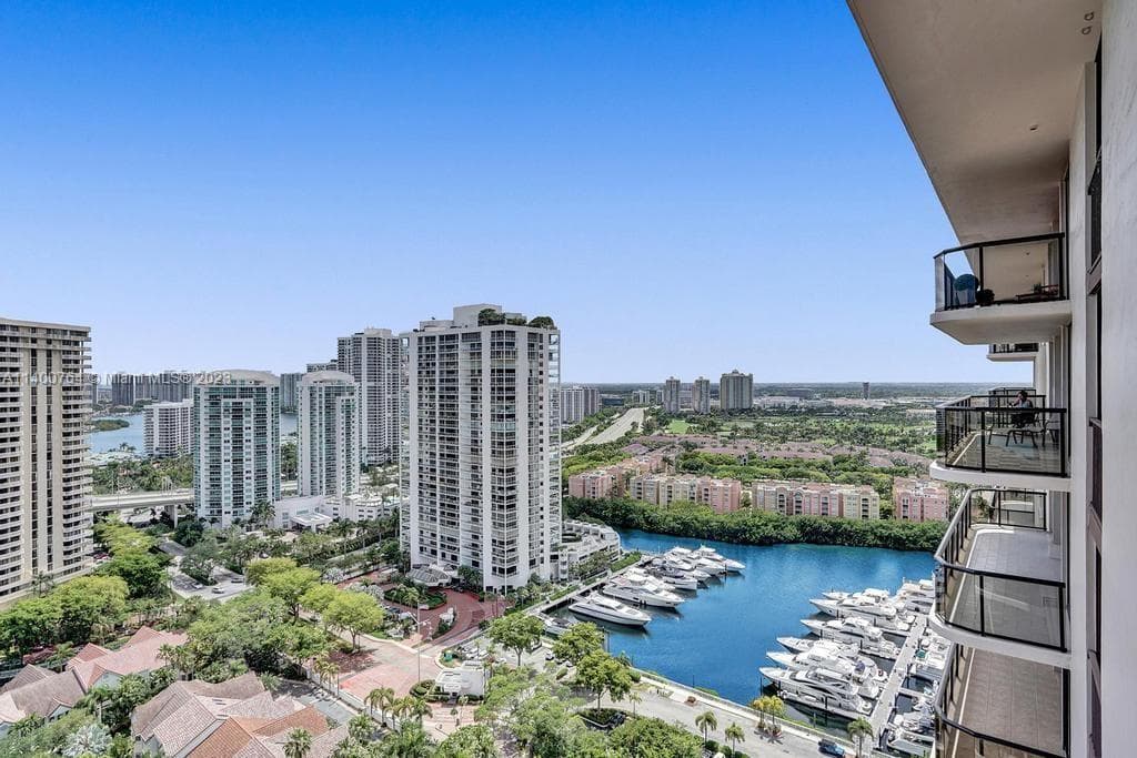 19667 Turnberry Way # 26B, Aventura FL 33180 — 32