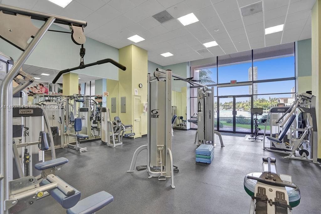 19667 Turnberry Way # 26B, Aventura FL 33180 — 49