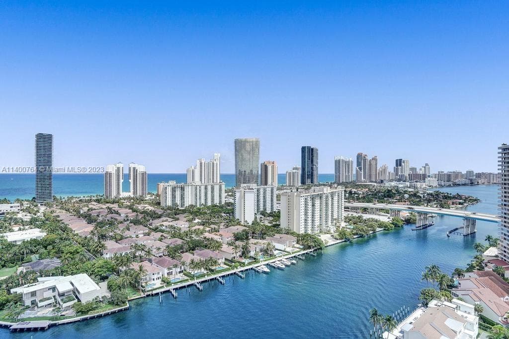 19667 Turnberry Way # 26B, Aventura FL 33180 — 40