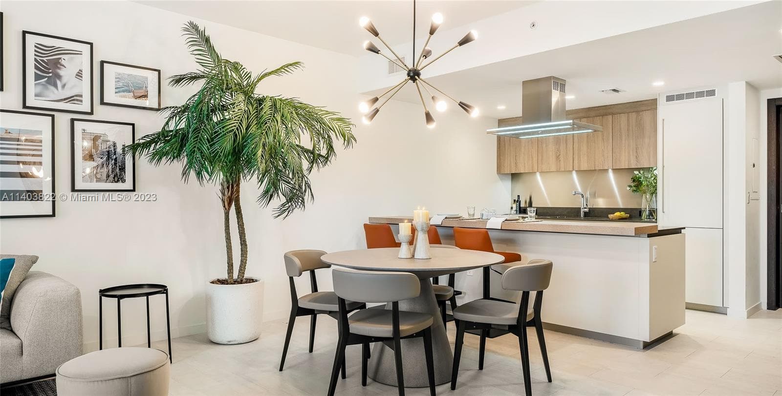 1000 Brickell Plaza # 2711, Miami FL 33131 — 1