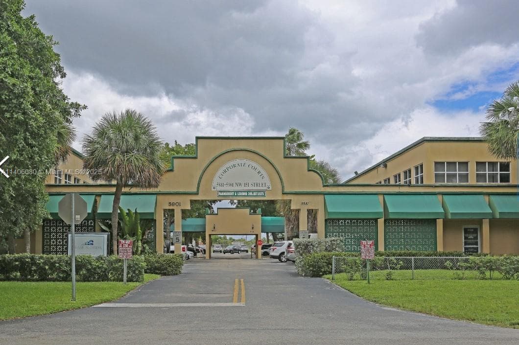5881 NW 151st St, Miami Lakes FL 33014 — 1