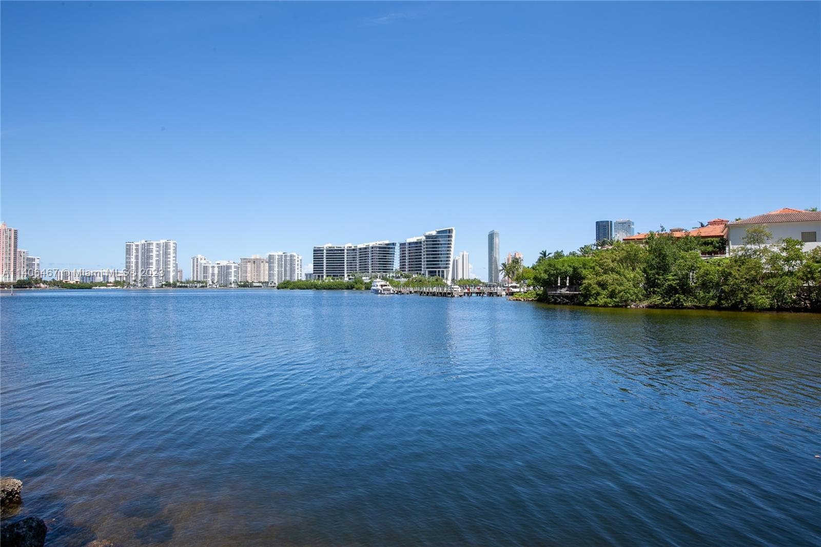 6000 Island Blvd # 104, Aventura FL 33160 — 2