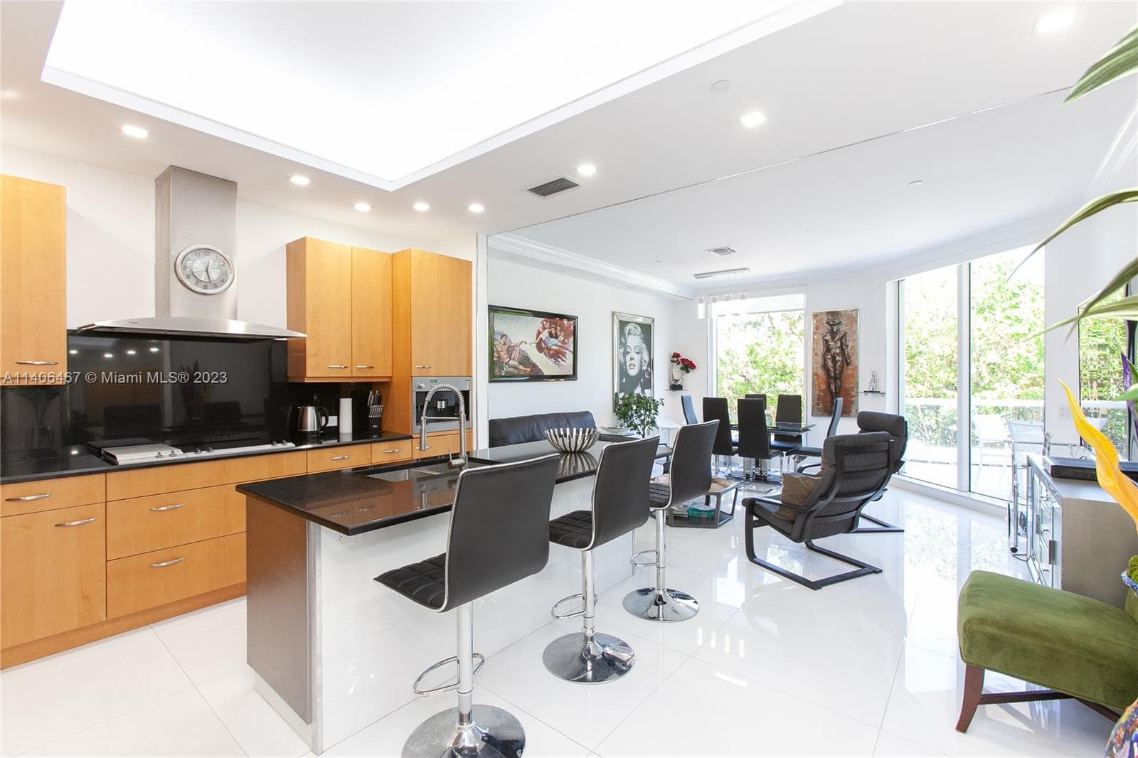 6000 Island Blvd # 104, Aventura FL 33160 — 1
